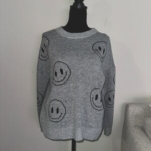 Super cozy lightweight knit sweater only worn once in perfect confidence